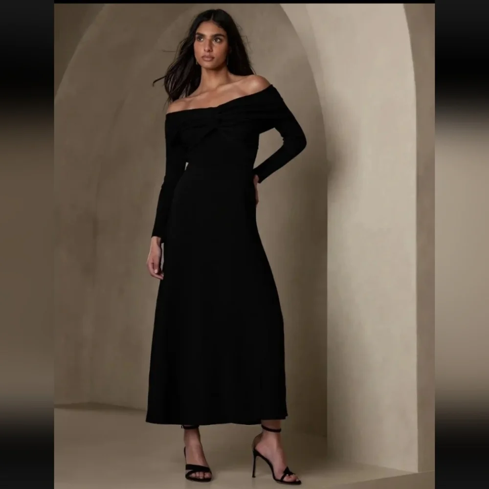 Banana Republic Salome  Off-Shoulder Dress - Picture 5 of 6